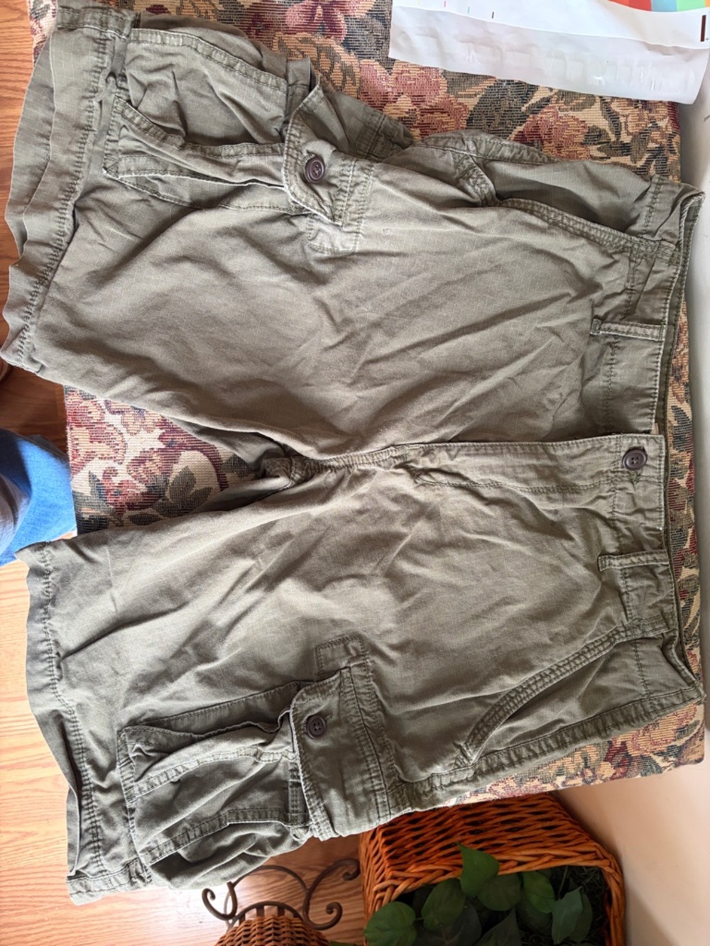 Arizona Jean Company Olive Cargo Shorts size 34